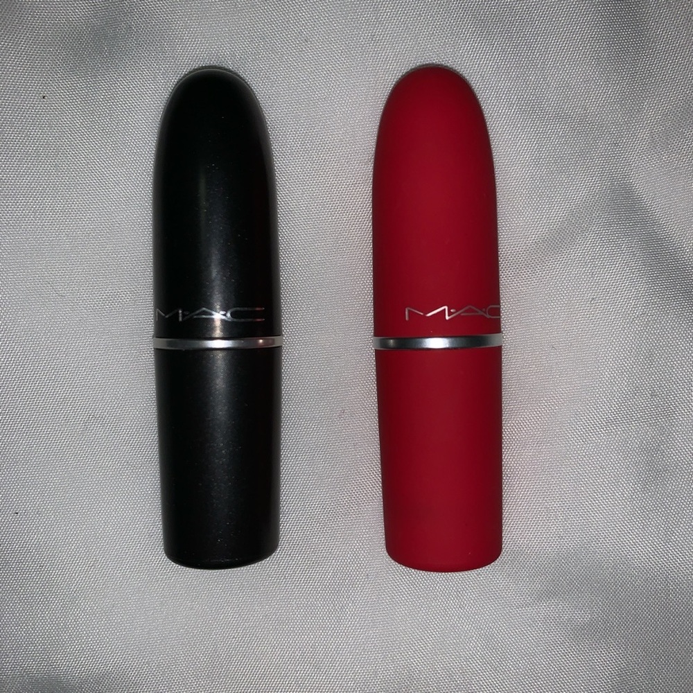 MAC Pink Lipstick Bundle 520 See Sheer Lusture and Fall In Love Powder Kiss